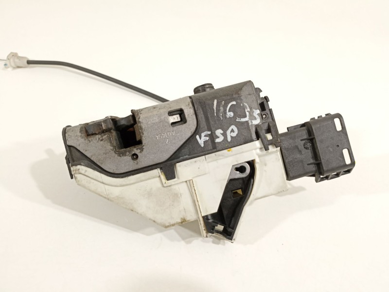 Recambio de cerradura puerta delantera derecha para peugeot 5008 premium referencia OEM IAM 9135HG  825154