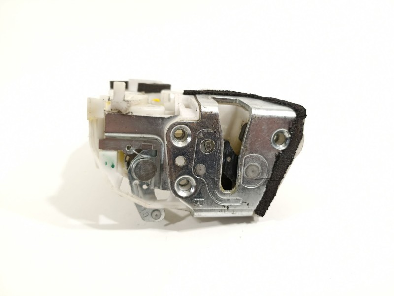 Recambio de cerradura puerta trasera derecha para suzuki swift berlina (mz) gl (5-ptas.) referencia OEM IAM 8230162j20  