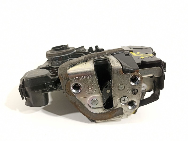 Recambio de cerradura puerta delantera izquierda para toyota rav 4 (a3) active referencia OEM IAM 6904042241  