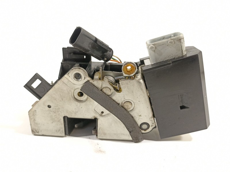 Recambio de cerradura puerta trasera derecha para audi a2 (8z) 1.4 tdi (55kw) referencia OEM IAM 8z0839016d  