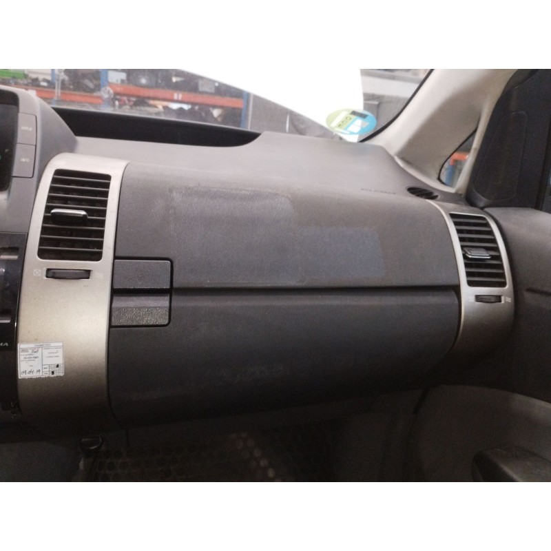 Recambio de guantera para toyota prius (nhw20) sol referencia OEM IAM   