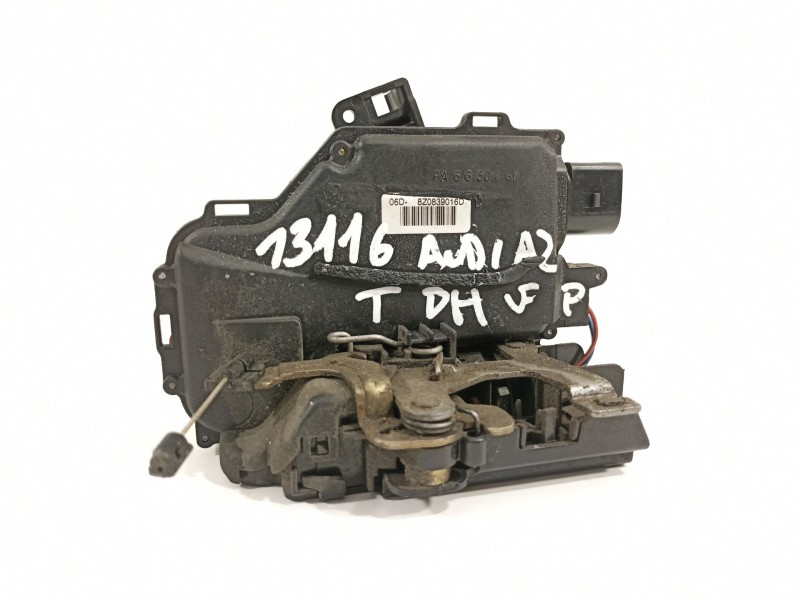 Recambio de cerradura puerta delantera derecha para bmw serie 5 berlina (e39) 520i referencia OEM IAM 51218235104  40620751