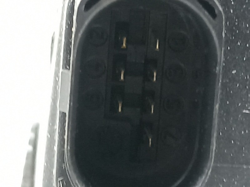 Recambio de cerradura puerta delantera derecha para bmw serie 5 berlina (e39) 520i referencia OEM IAM 51218235104  40620751