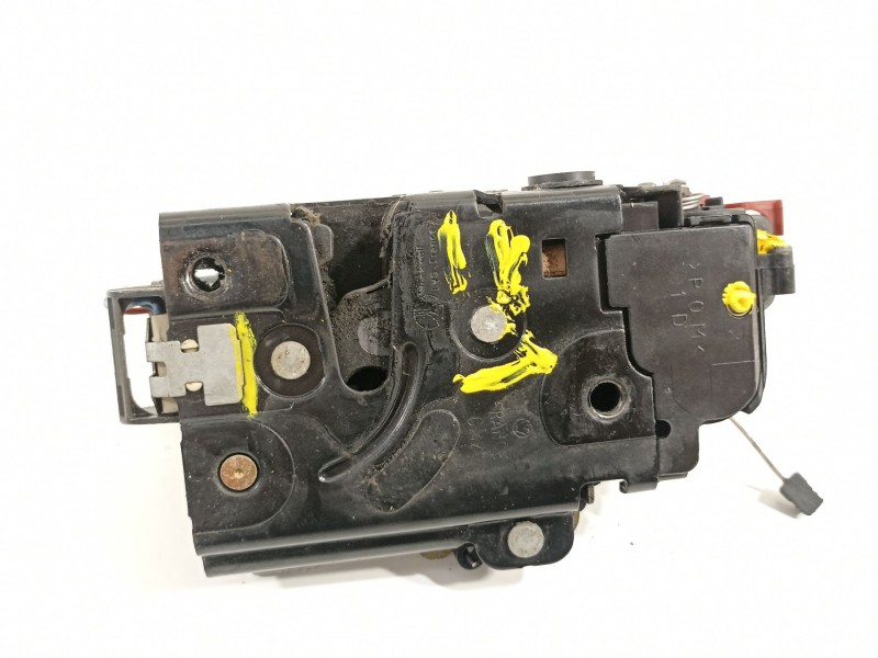 Recambio de cerradura puerta delantera derecha para bmw serie 5 berlina (e39) 520i referencia OEM IAM 51218235104  40620751