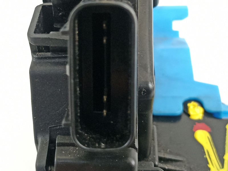 Recambio de cerradura puerta trasera izquierda para kia cee´d spirit referencia OEM IAM 81410a2000  