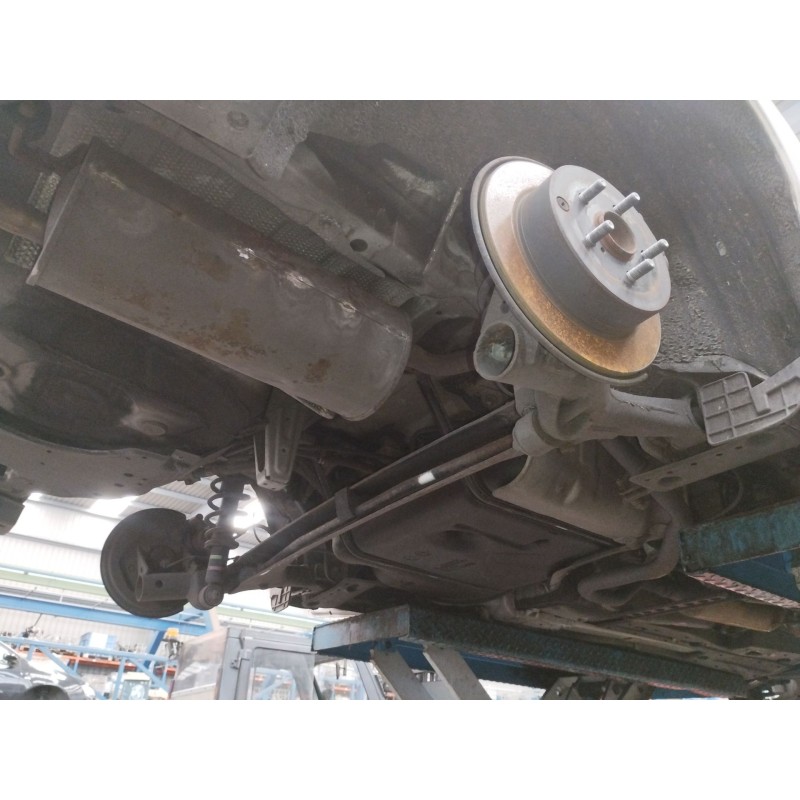 Recambio de puente trasero para toyota prius (nhw20) sol referencia OEM IAM   