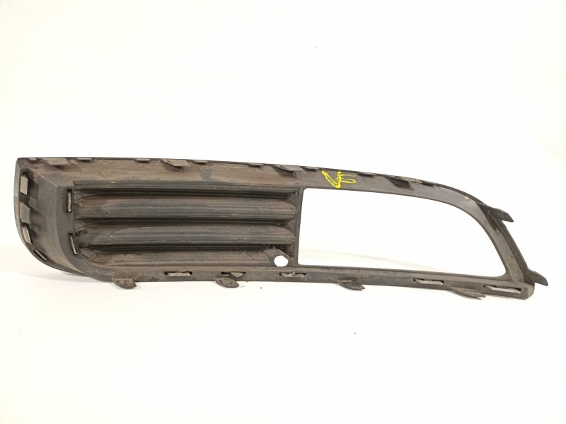 Recambio de rejilla paragolpes derecha para opel insignia berlina cosmo referencia OEM IAM 1400463  