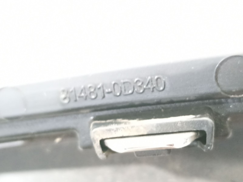 Recambio de rejilla paragolpes derecha para toyota yaris active referencia OEM IAM 814810D340  520300D040