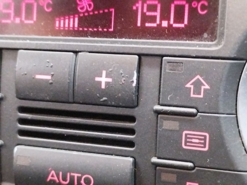 Recambio de mando climatizador para audi a3 (8p) 1.6 ambiente referencia OEM IAM   