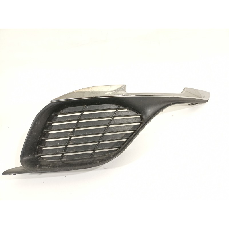 Recambio de rejilla paragolpes izquierda para peugeot 308 sw access referencia OEM IAM AA35899377  