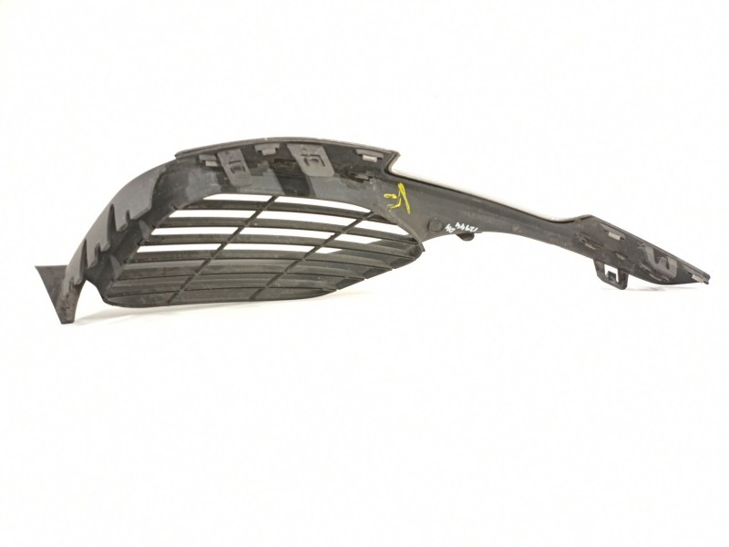 Recambio de rejilla paragolpes derecha para peugeot 308 sw access referencia OEM IAM AA35899375  