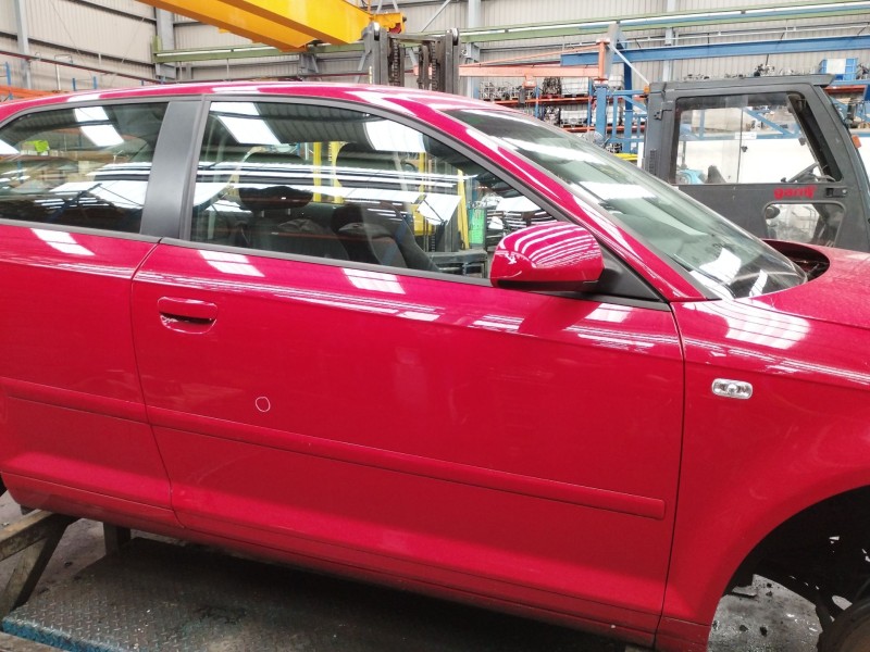 Recambio de puerta delantera derecha para audi a3 (8p) 1.6 ambiente referencia OEM IAM   