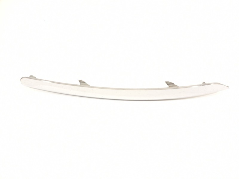 Recambio de moldura para kia sportage concept 4x2 referencia OEM IAM 865823U000  