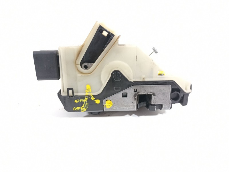 Recambio de cerradura puerta delantera derecha para peugeot 208 style referencia OEM IAM 9688079980  