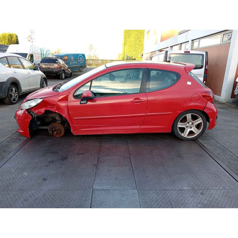 peugeot 207 del año 2006