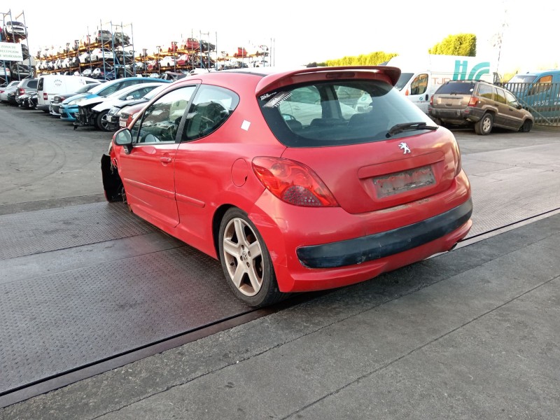 peugeot 207 del año 2006