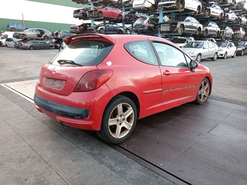 peugeot 207 del año 2006