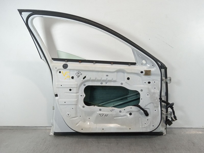 Recambio de puerta delantera izquierda para jaguar xf 2.2 diesel luxury referencia OEM IAM C2Z2061  