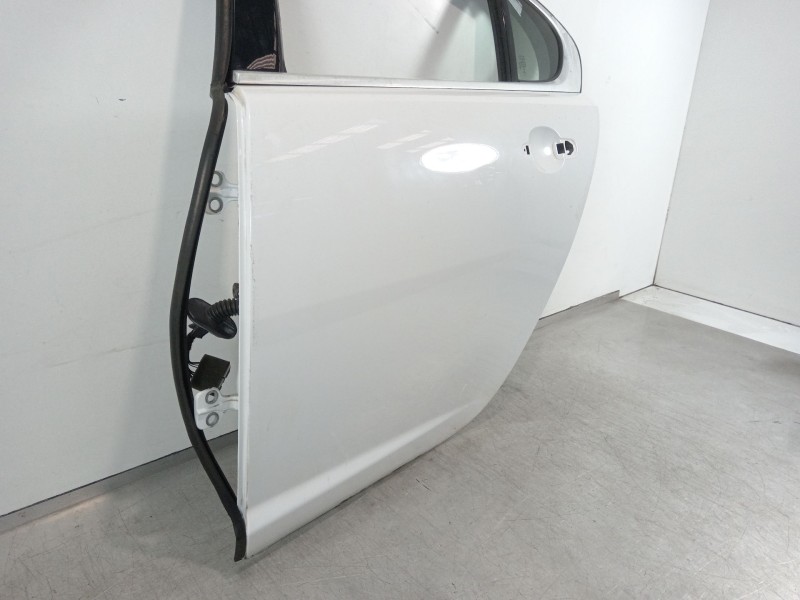 Recambio de puerta trasera izquierda para jaguar xf 2.2 diesel luxury referencia OEM IAM C2Z2014  