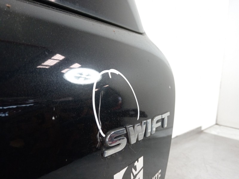 Recambio de porton trasero para suzuki swift berlina (mz) gl (5-ptas.) referencia OEM IAM   