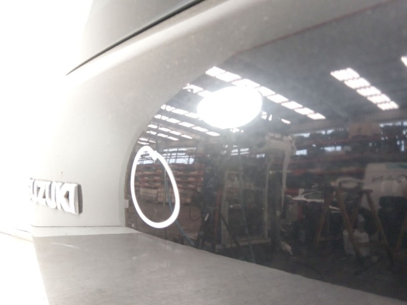 Recambio de porton trasero para suzuki swift berlina (mz) gl (5-ptas.) referencia OEM IAM   