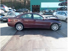 mercedes-benz clase e (w211) berlina del año 2008 2