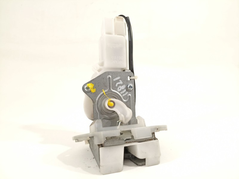 Recambio de cerradura maletero / porton para suzuki swift berlina (mz) gl (5-ptas.) referencia OEM IAM 8251063J00000  