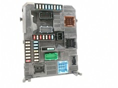 Recambio de caja reles / fusibles para citroën c-elysée feel referencia OEM IAM 9819849680  