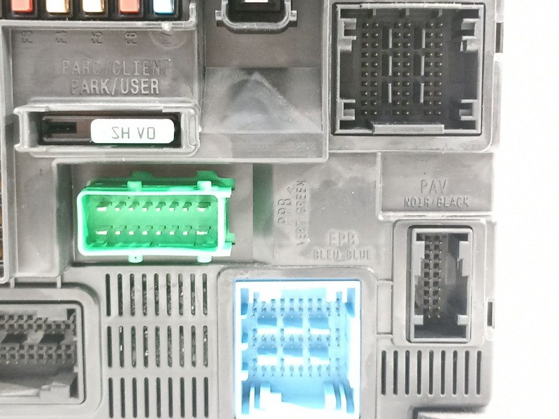 Recambio de caja reles / fusibles para citroën c-elysée feel referencia OEM IAM 9819849680  