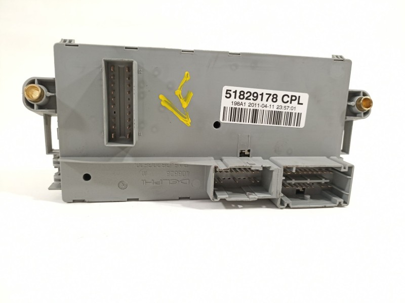 Recambio de caja reles / fusibles para fiat bravo (198) 1.6 16v active multijet (77kw) referencia OEM IAM 51829178cpl  