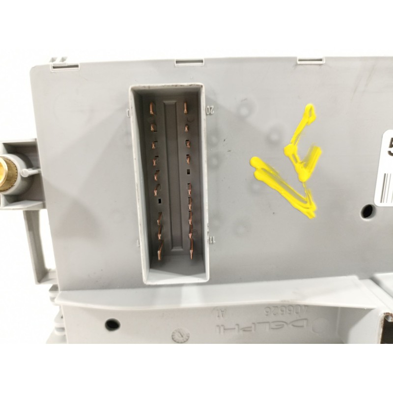 Recambio de caja reles / fusibles para fiat bravo (198) 1.6 16v active multijet (77kw) referencia OEM IAM 51829178cpl  