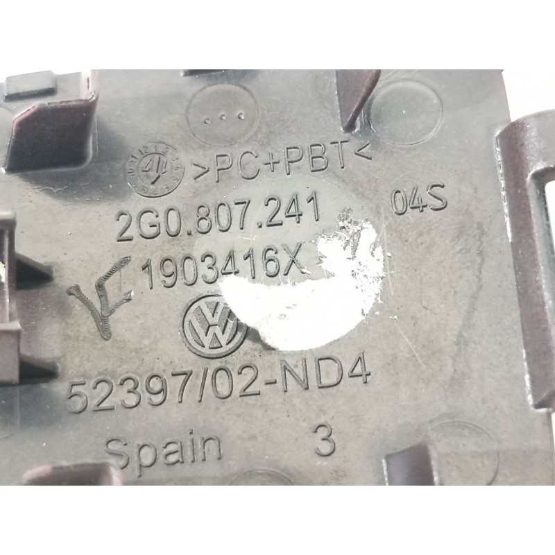 Recambio de tapa paragolpes para volkswagen polo vi (aw1, bz1, ae1) 1.0 tsi referencia OEM IAM 2G0807241  2G0807241