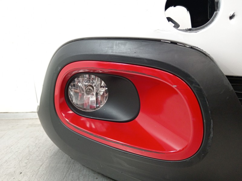 Recambio de paragolpes delantero para citroën c3 feel referencia OEM IAM 9813378877  