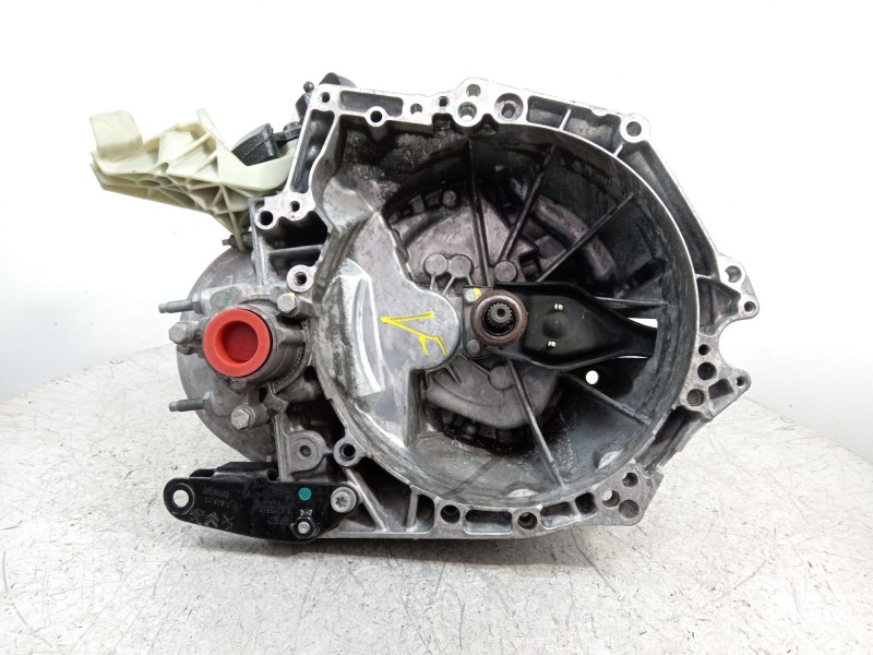 Recambio de caja cambios para peugeot 208 2020 referencia OEM IAM 20V256  