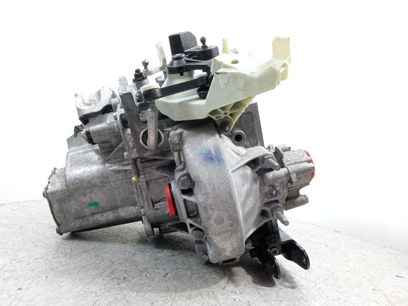 Recambio de caja cambios para peugeot 208 2020 referencia OEM IAM 20V256  