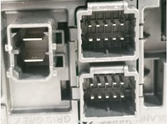 Recambio de caja reles / fusibles para citroën c4 picasso lx plus referencia OEM IAM 9664059080  BSI04EV 2