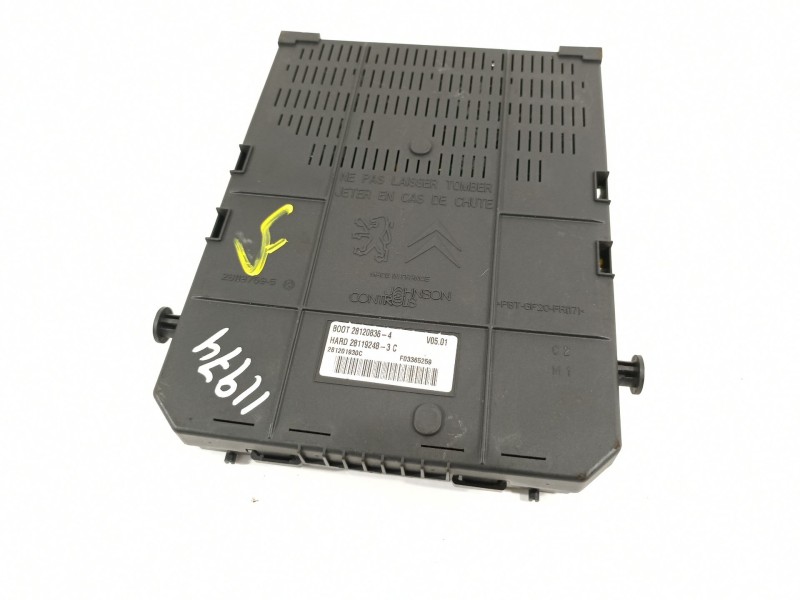 Recambio de caja reles / fusibles para citroën c4 picasso lx plus referencia OEM IAM 9664059080  BSI04EV