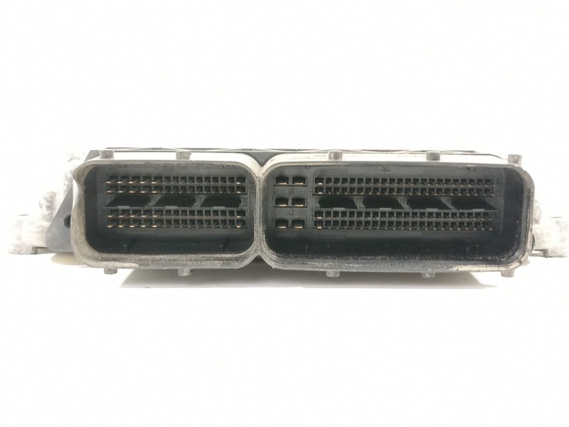 Recambio de centralita motor uce para opel astra gtc cosmo referencia OEM IAM 0281012548  55198921