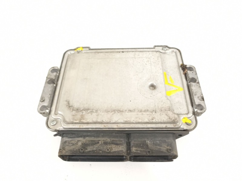 Recambio de centralita motor uce para opel astra gtc cosmo referencia OEM IAM 0281012548  55198921