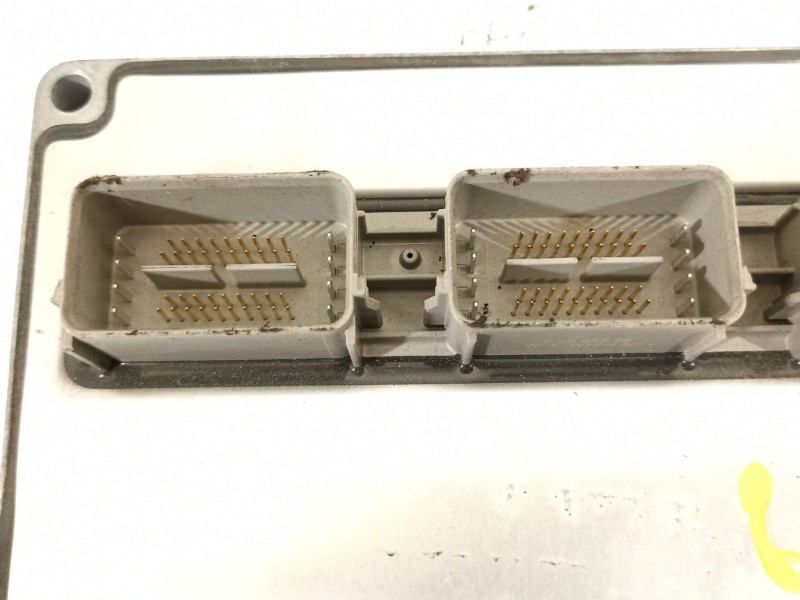 Recambio de centralita motor uce para ford focus berlina (cap) ghia referencia OEM IAM 5M5112A650AE  