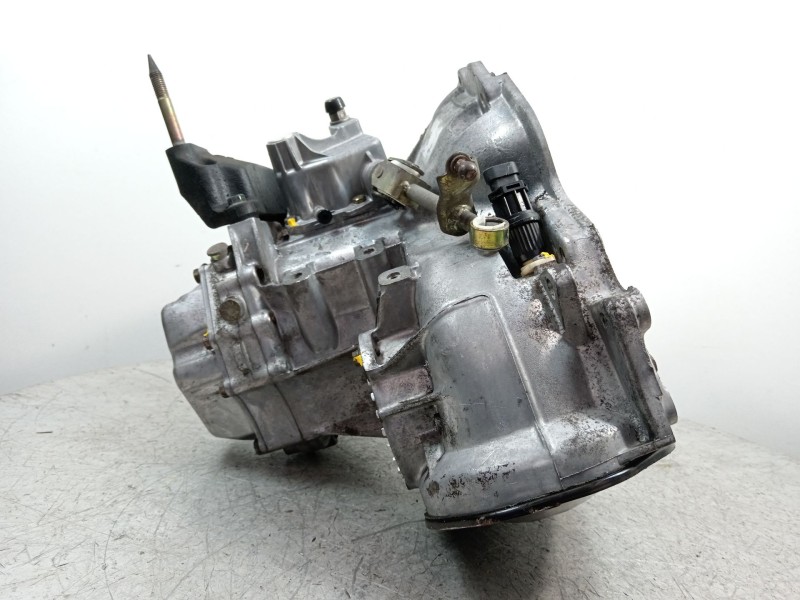 Recambio de caja cambios para daewoo kalos 1.4 sr referencia OEM IAM SW3944  SY026314