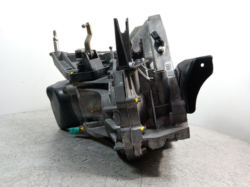 Recambio de caja cambios para nissan micra (k12e) acenta referencia OEM IAM JR5137  