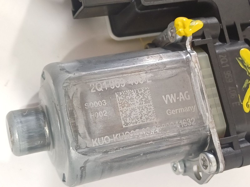 Recambio de elevalunas delantero izquierdo para seat ibiza (kj1) fr ib referencia OEM IAM 6F0837461C  