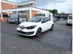 renault megane iii berlina 5 p del año 2014 2