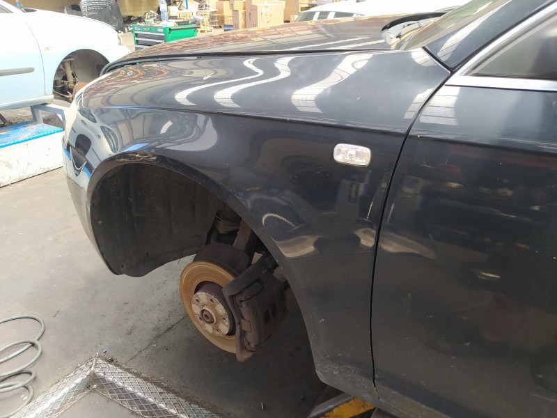 Recambio de aleta delantera izquierda para audi a6 berlina (4f2) 3.0 tdi quattro (171kw) referencia OEM IAM   
