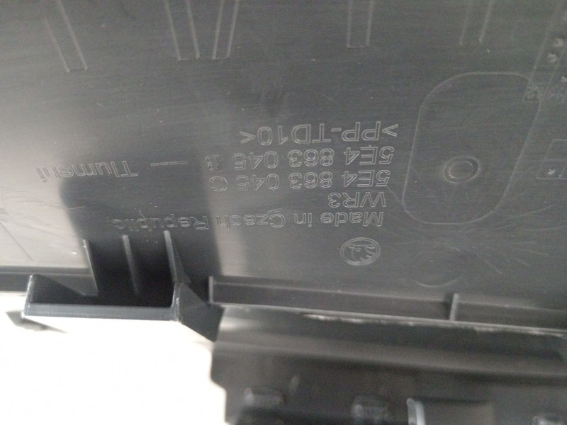Recambio de consola central para skoda octavia combi (5e5) ambition referencia OEM IAM 5E4863045C 5E4863241A 