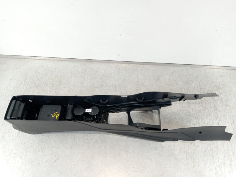Recambio de consola central para skoda octavia combi (5e5) ambition referencia OEM IAM 5E4863045C 5E4863241A 