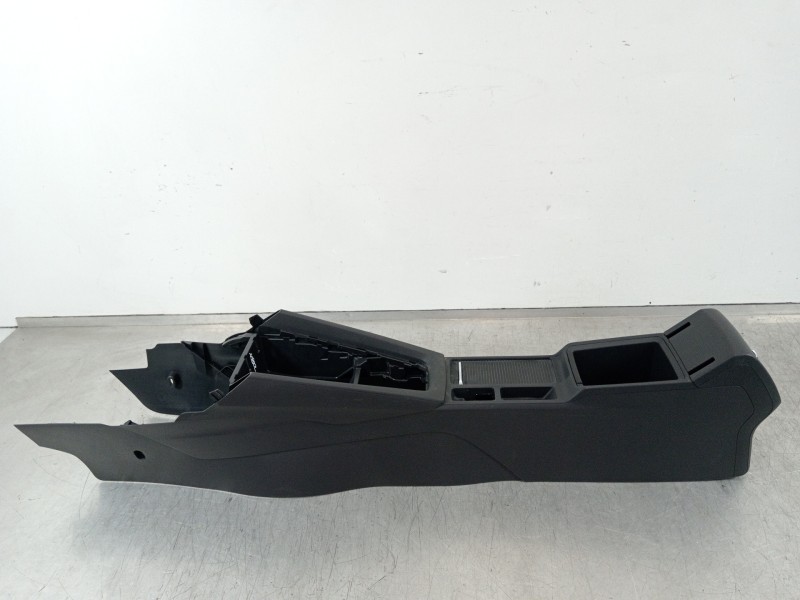 Recambio de consola central para skoda octavia combi (5e5) ambition referencia OEM IAM 5E4863045C 5E4863241A 