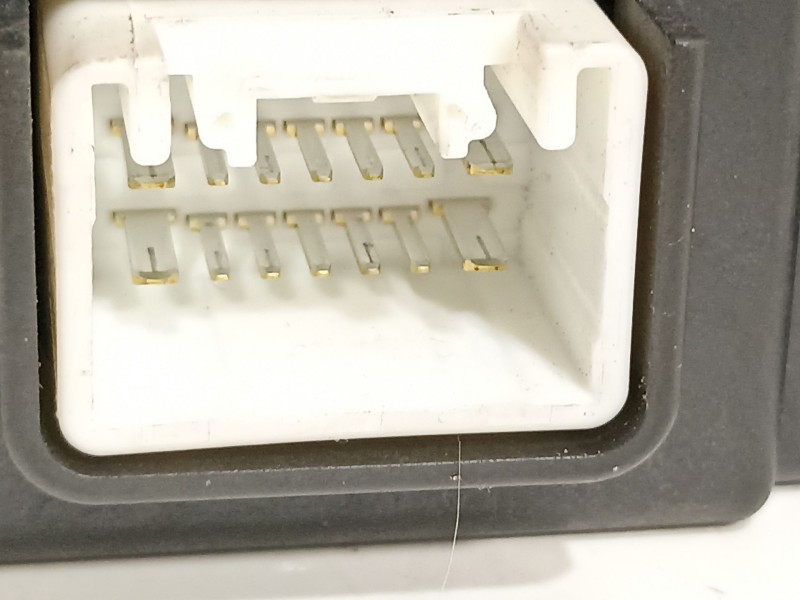 Recambio de modulo electronico para toyota prius (nhw20) sol referencia OEM IAM 8968033010  