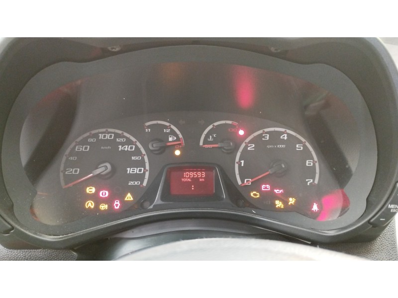 Recambio de cuadro instrumentos para ford ka (ccu) titanium+ referencia OEM IAM 51874055  